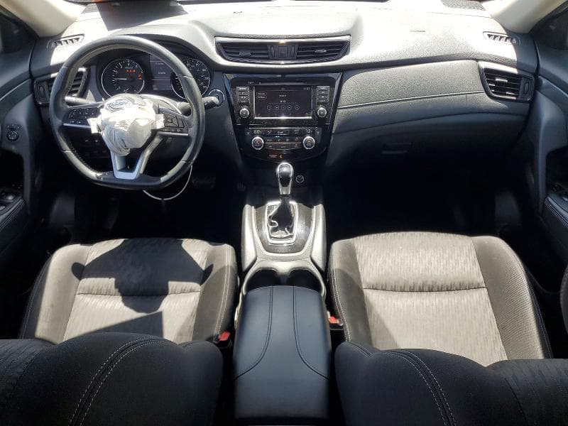 2018 NISSAN ROGUE SV 8