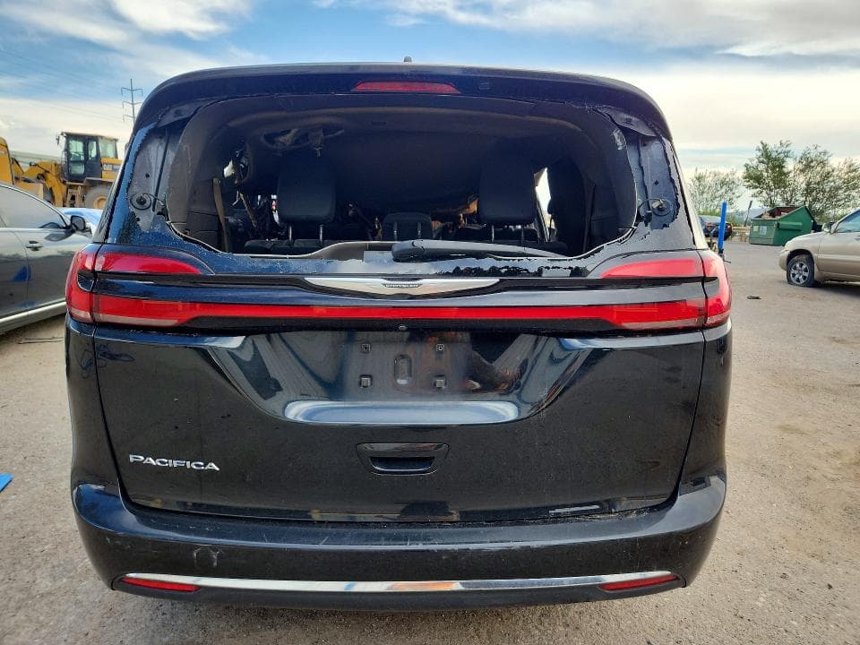 2022 CHRYSLER PACIFICA TOURING L 6