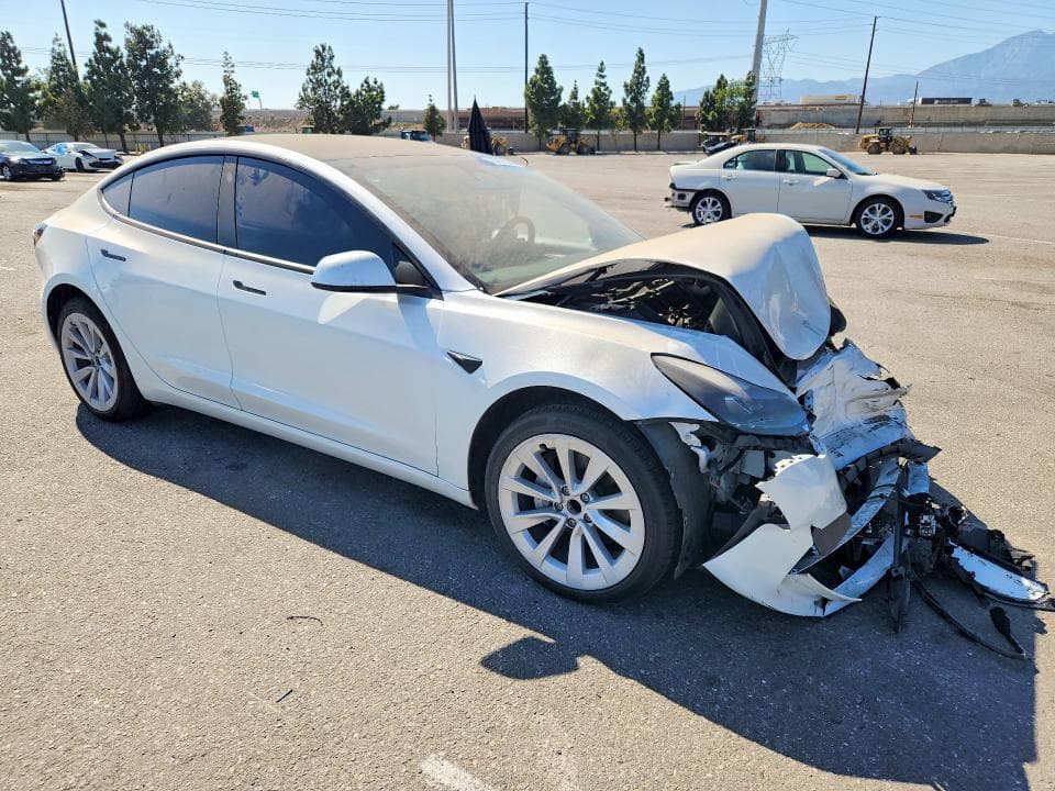 2023 TESLA MODEL 3 4