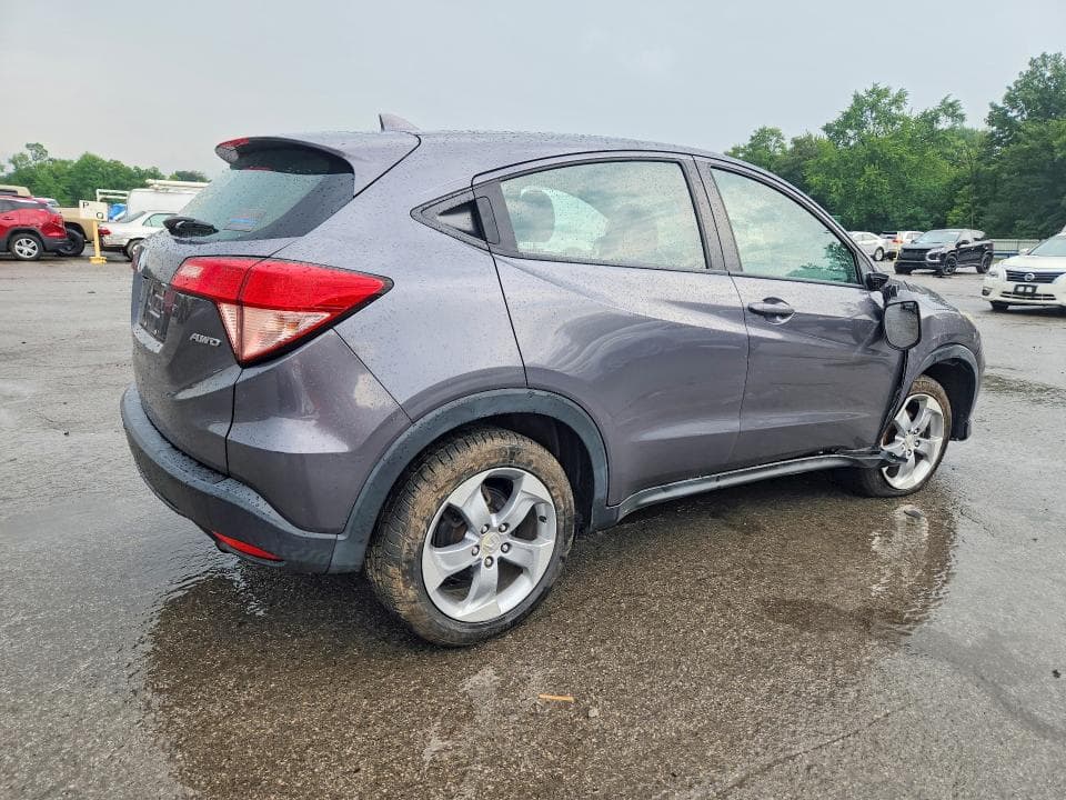 2017 HONDA HR-V LX 3