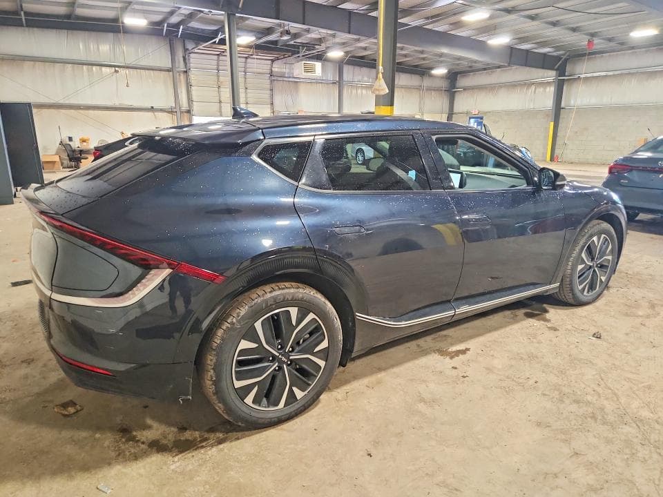 2024 KIA EV6 WIND 3