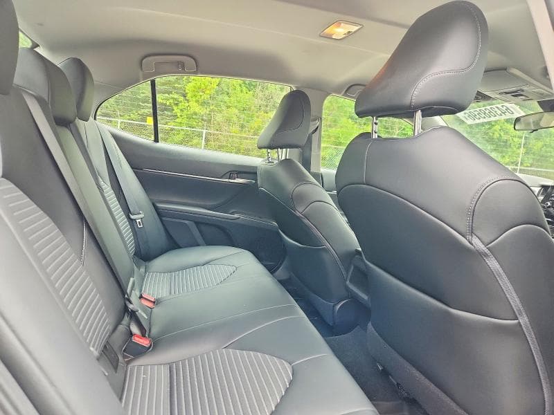 2021 TOYOTA CAMRY SE SE 10
