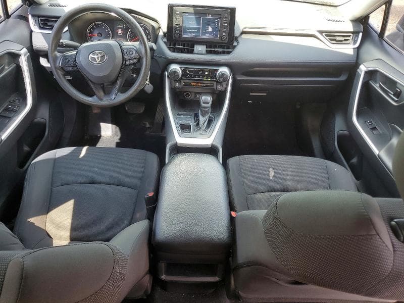 2019 TOYOTA RAV4 LE 8