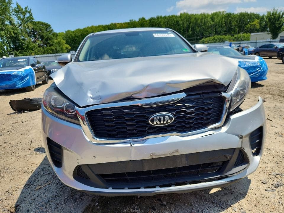 2019 KIA SORENTO 5