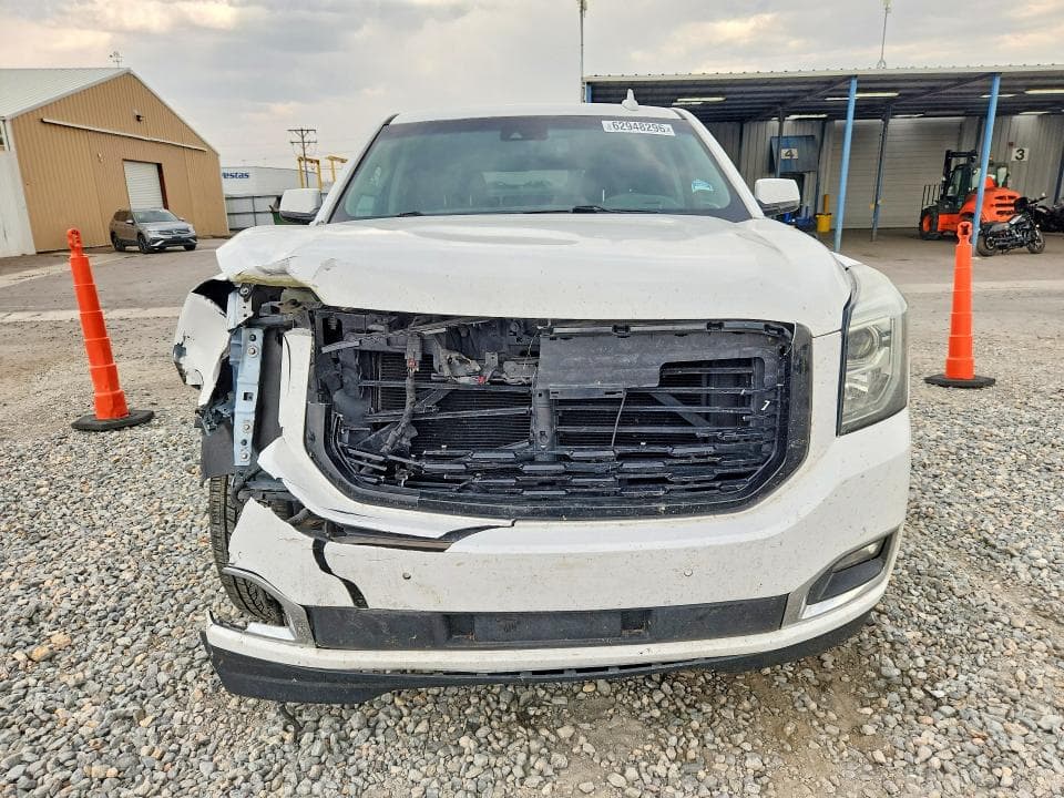 2019 GMC YUKON SLE 5