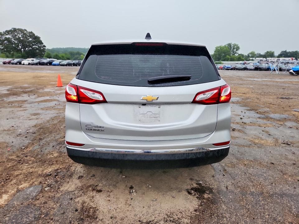 2018 CHEVROLET EQUINOX LS 6