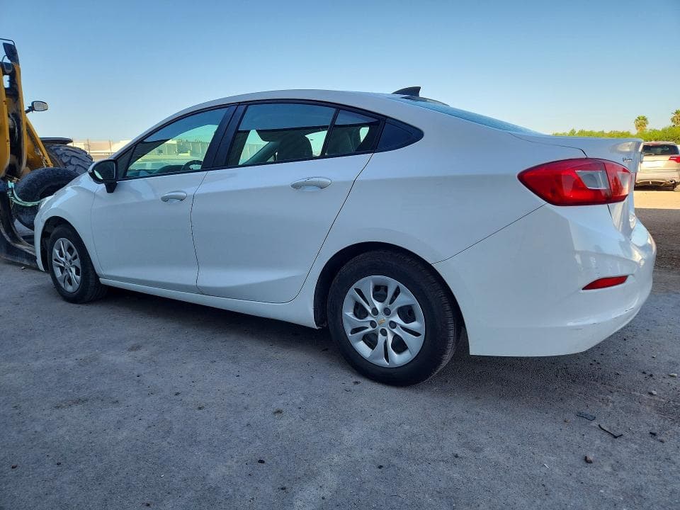 2019 CHEVROLET CRUZE 2