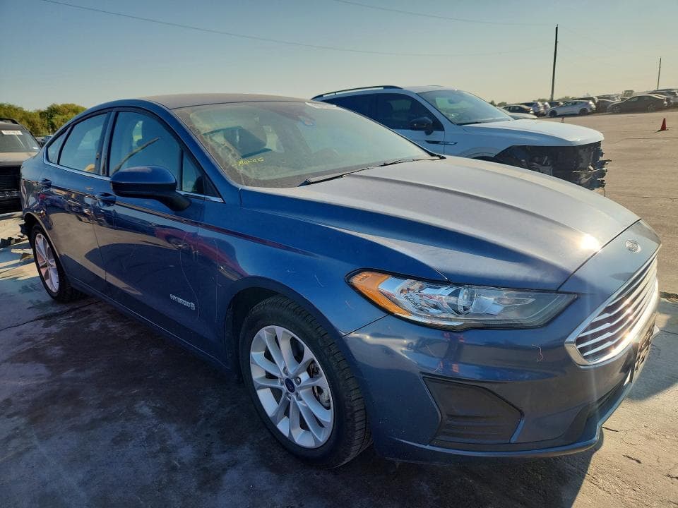2019 FORD FUSION SE 4