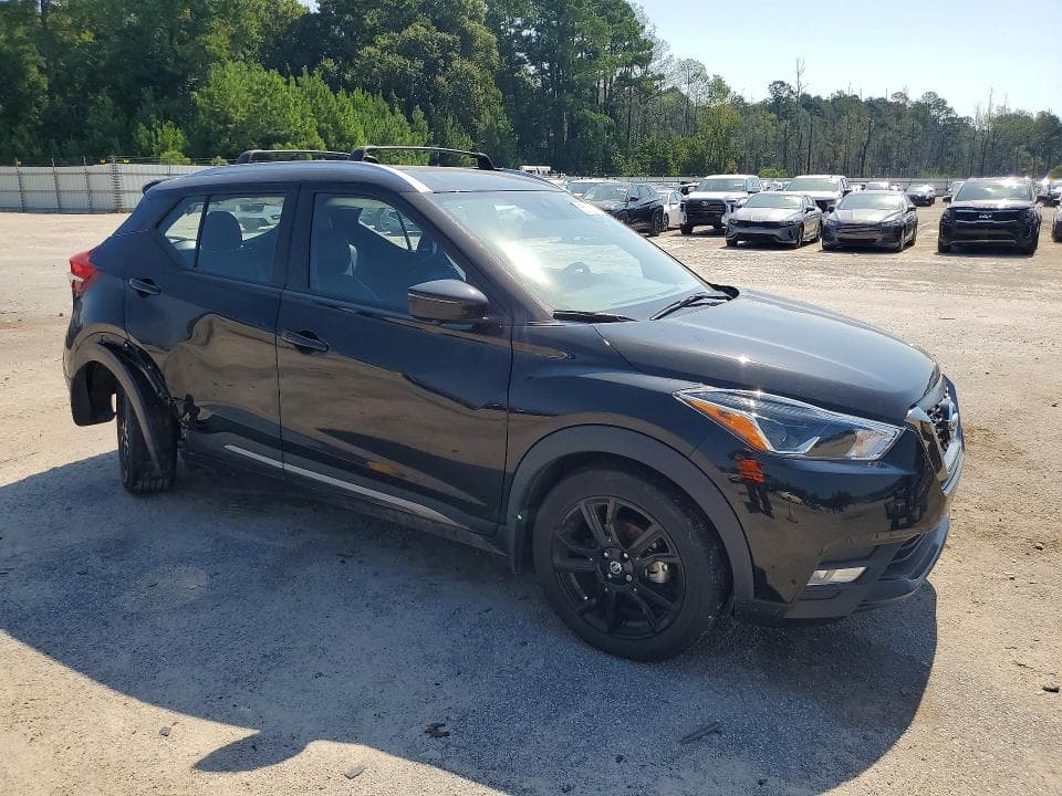 2020 NISSAN KICKS SR 4