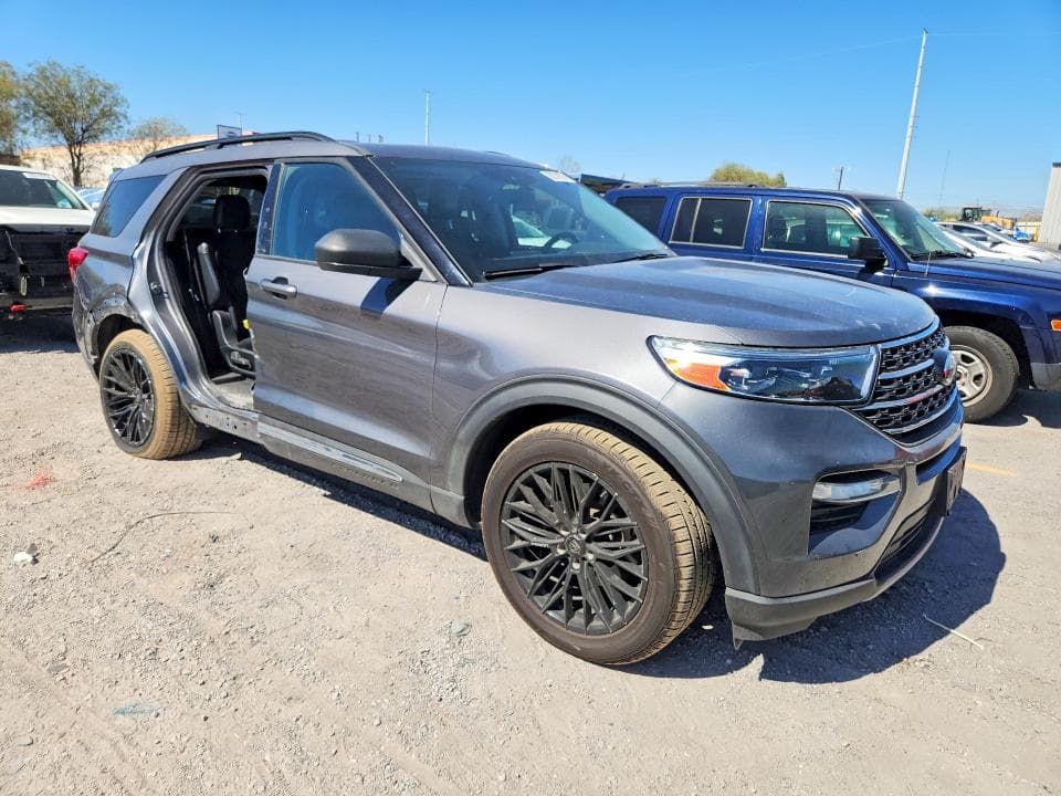 2021 FORD EXPLORER XLT 4
