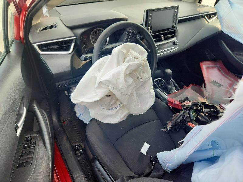 2021 TOYOTA COROLLA LE 8
