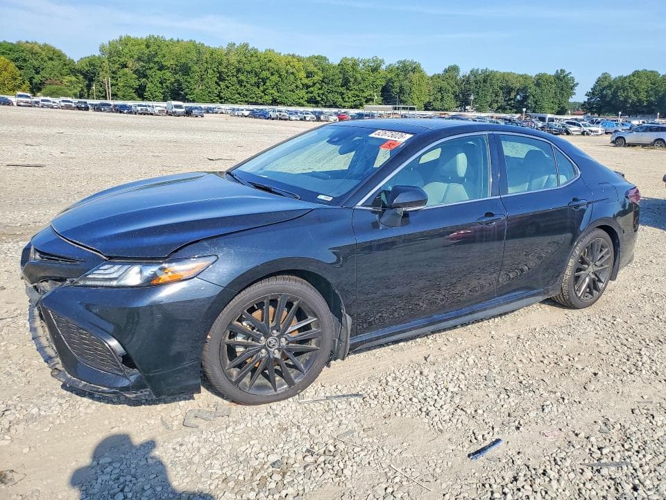 2021 TOYOTA CAMRY XSE - 1