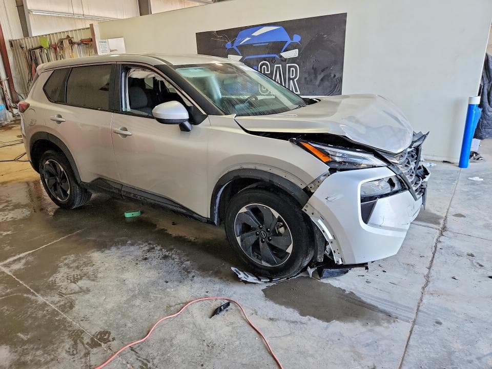 2025 NISSAN ROGUE SV 4