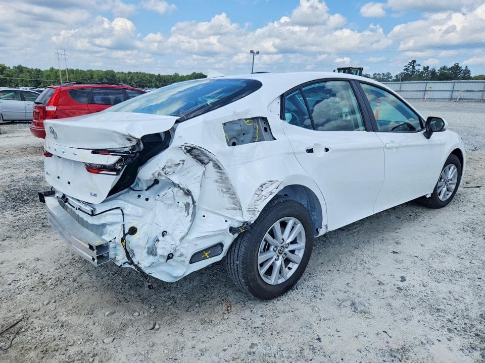 2026 TOYOTA CAMRY LE 3