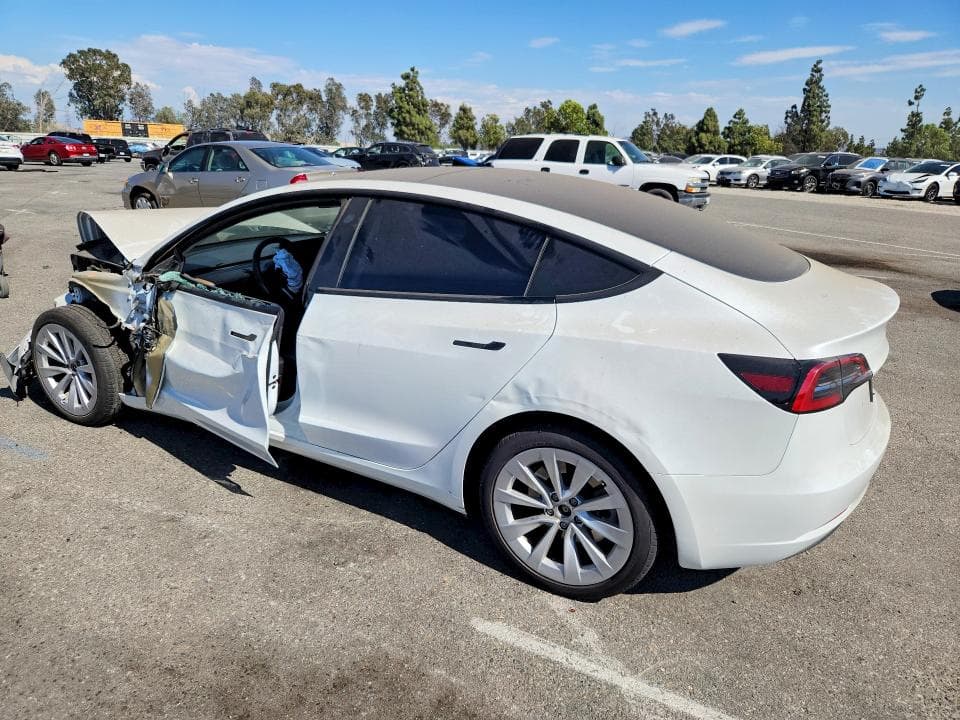 2023 TESLA MODEL 3 2