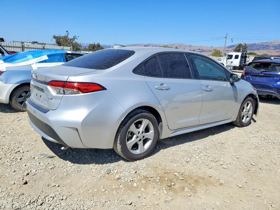2022 TOYOTA COROLLA LE 3