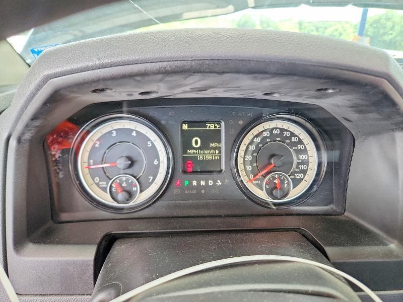 2017 RAM 1500 SLT 9