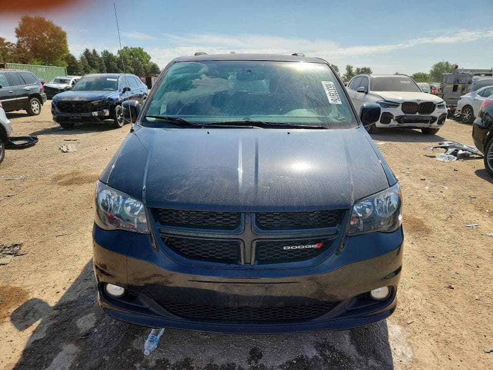 2017 DODGE GRAND CARAVAN GT 5