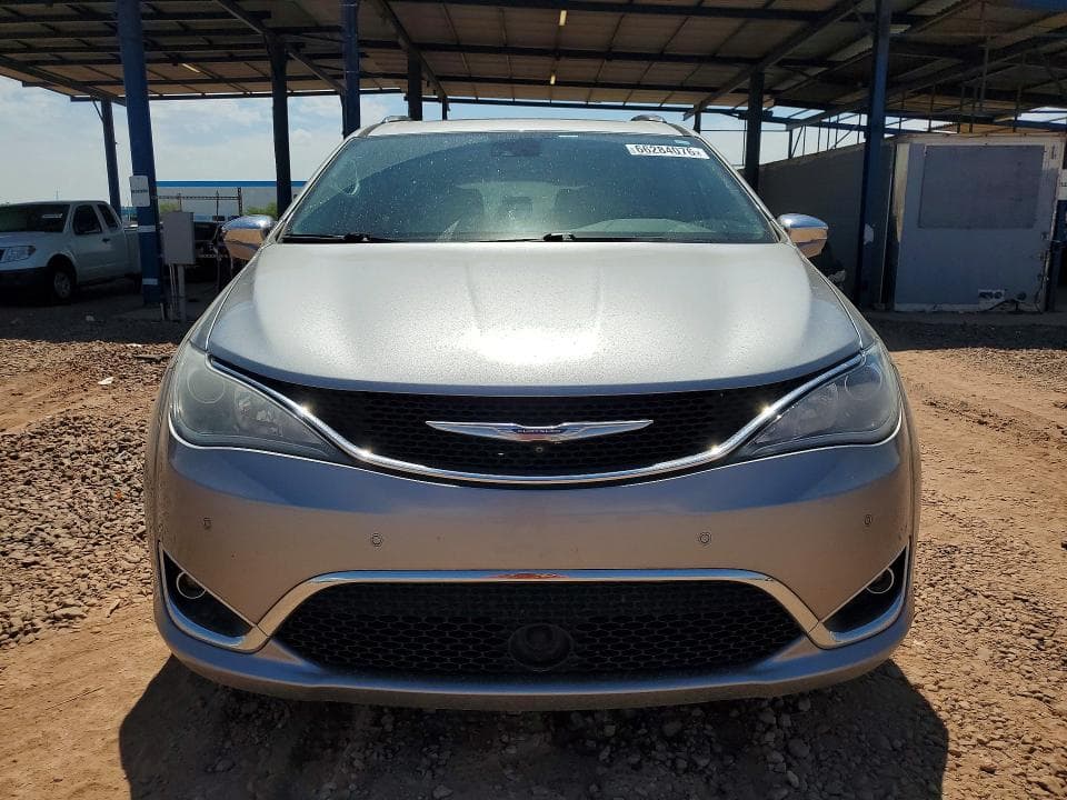 2017 CHRYSLER PACIFICA LIMITED 5