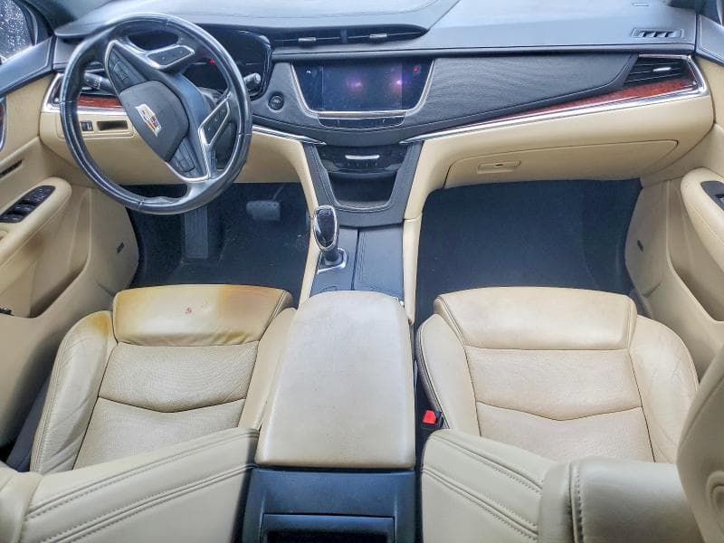 2017 CADILLAC XT5 PREMIUM LUXURY 8