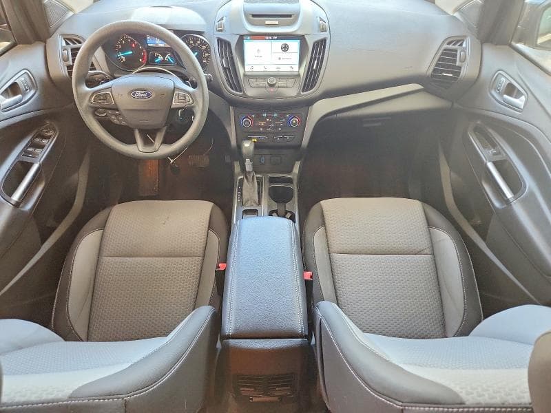 2017 FORD ESCAPE SE 8