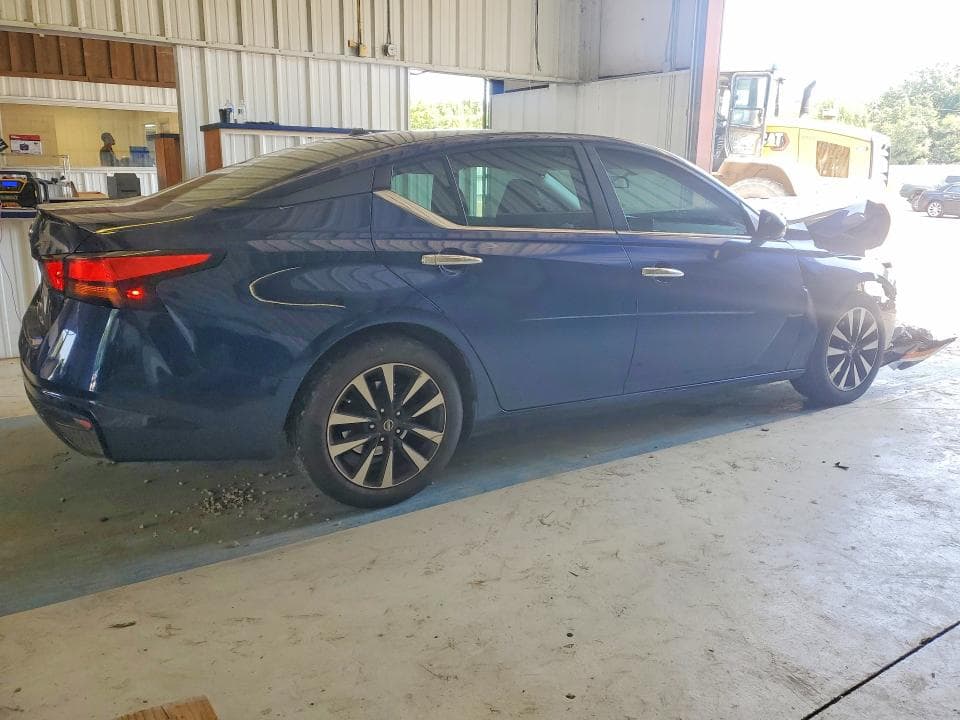 2019 NISSAN ALTIMA S 3
