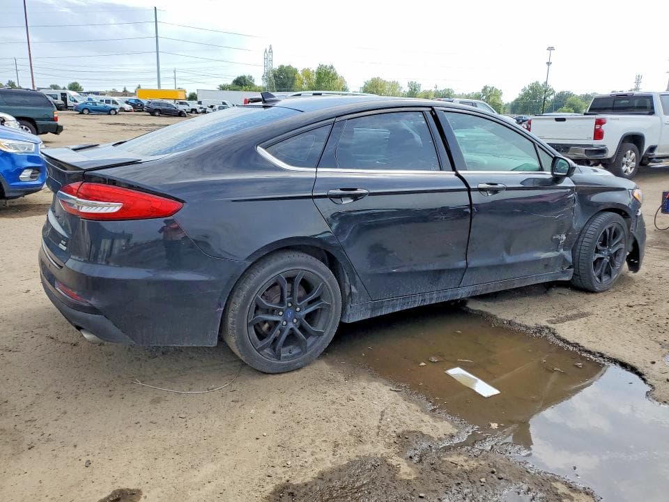 2020 FORD FUSION SE 3
