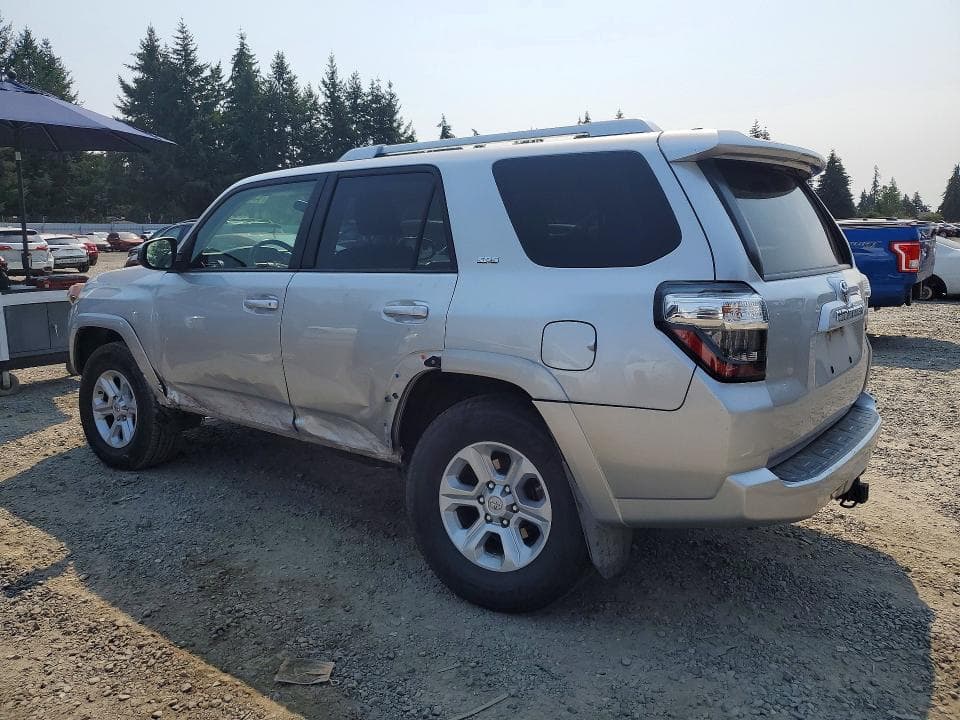 2018 TOYOTA 4RUNNER SR5 2