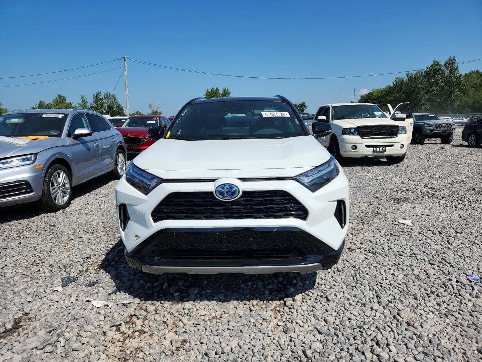 2024 TOYOTA RAV4 XSE 5