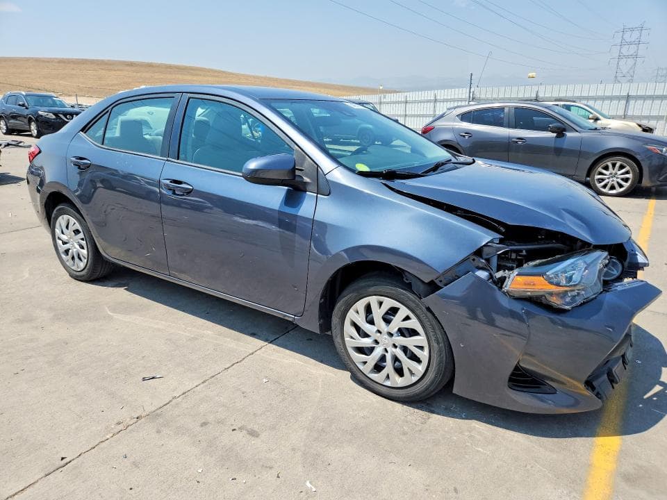 2019 TOYOTA COROLLA LE 4