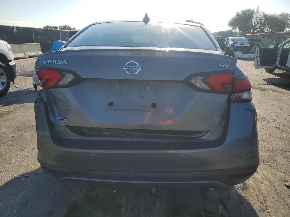 2021 NISSAN VERSA SV 6