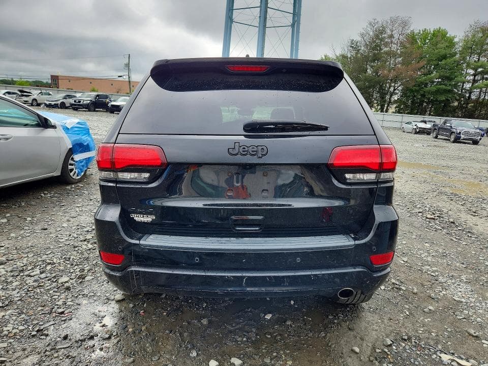 2018 JEEP GRAND CHEROKEE LAREDO 6