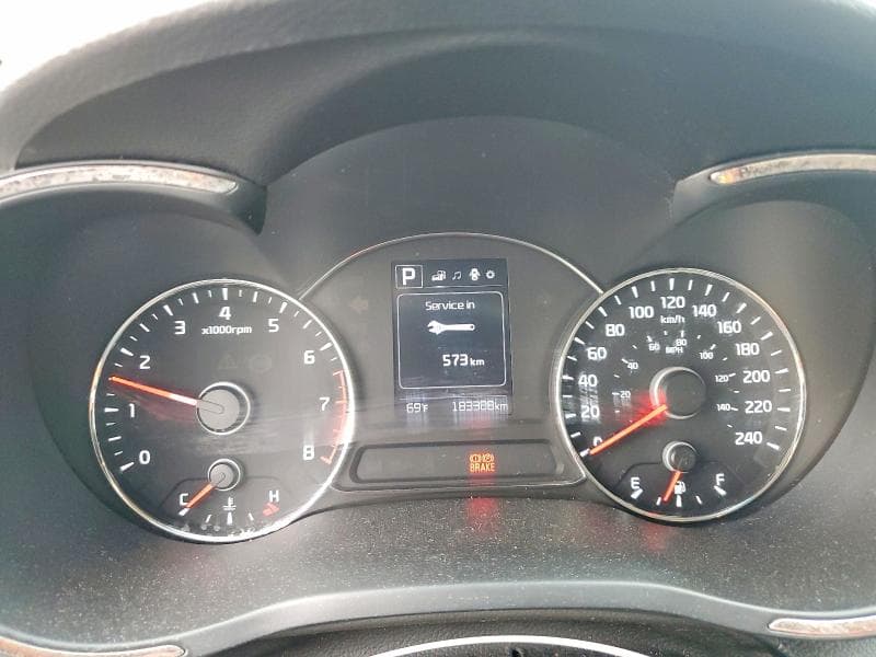 2017 KIA FORTE LX 9