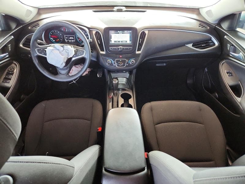 2018 CHEVROLET MALIBU LS 8