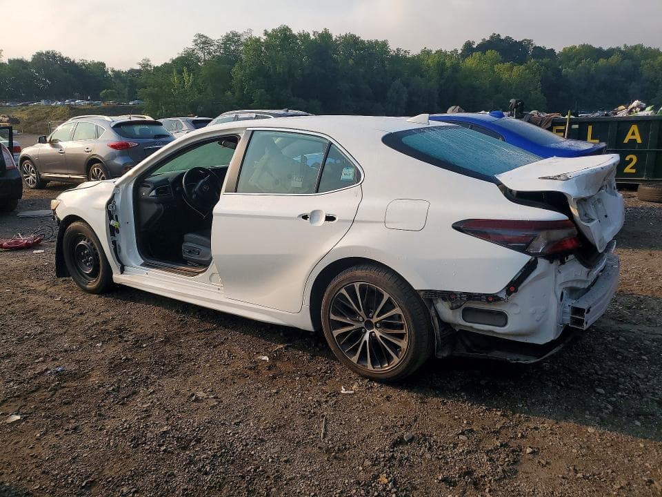 2024 TOYOTA CAMRY SE 2