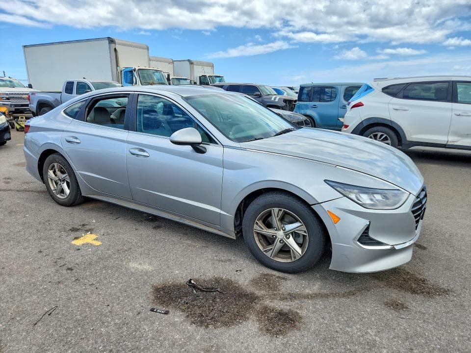 2020 HYUNDAI SONATA SE 4