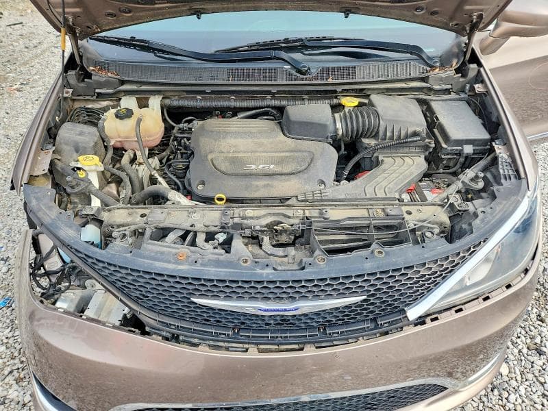 2017 CHRYSLER PACIFICA TOURING L PLUS 12