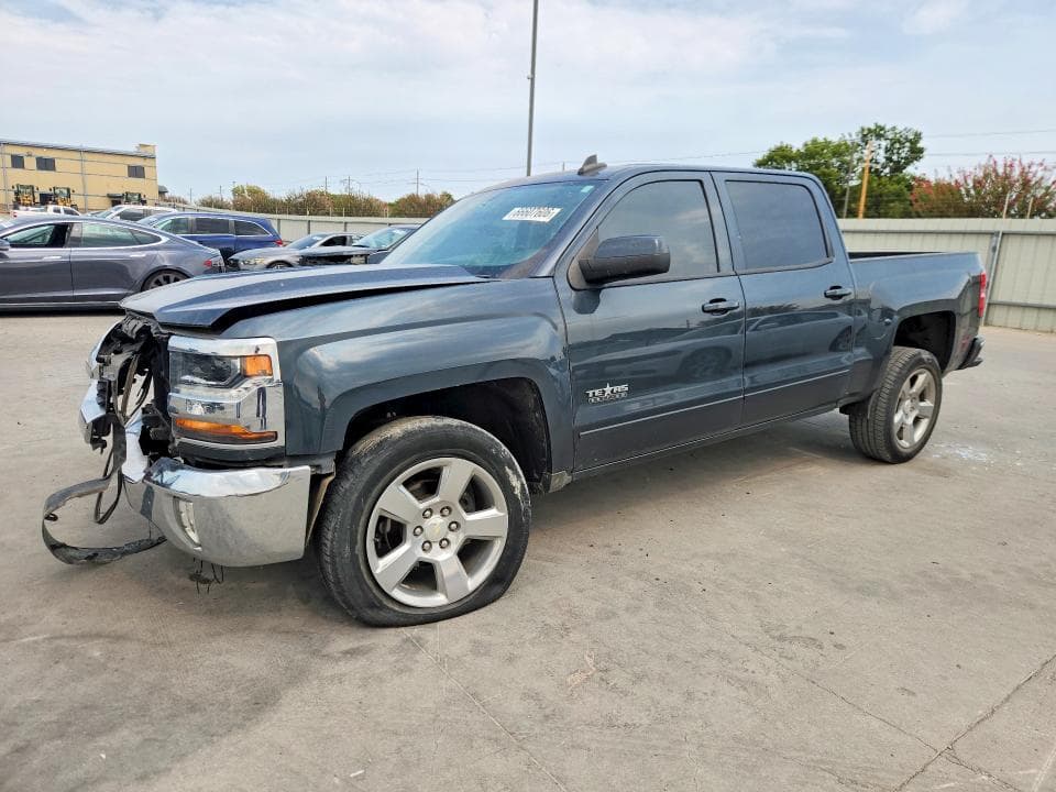 2018 CHEVROLET SILVERADO C1500 LT - 1