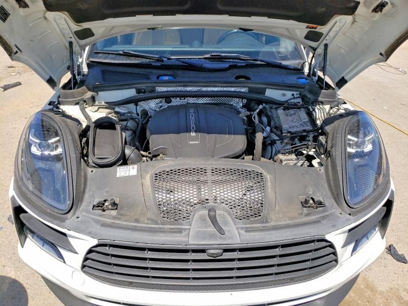 2021 PORSCHE MACAN 11
