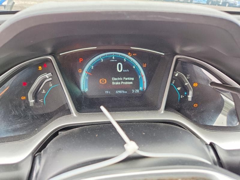 2017 HONDA CIVIC EX 9