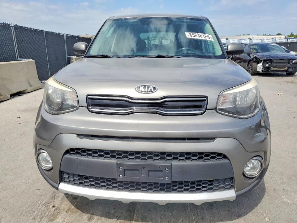 2017 KIA SOUL + 5
