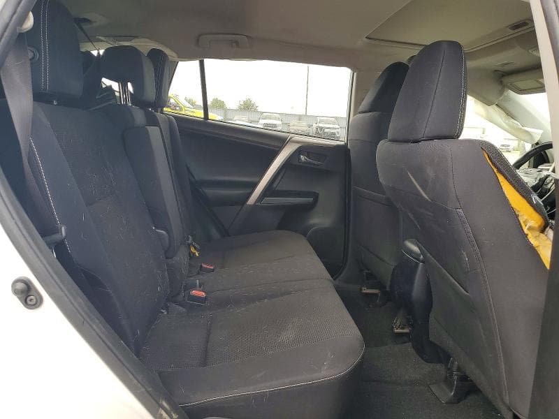 2018 TOYOTA RAV4 XLE 11