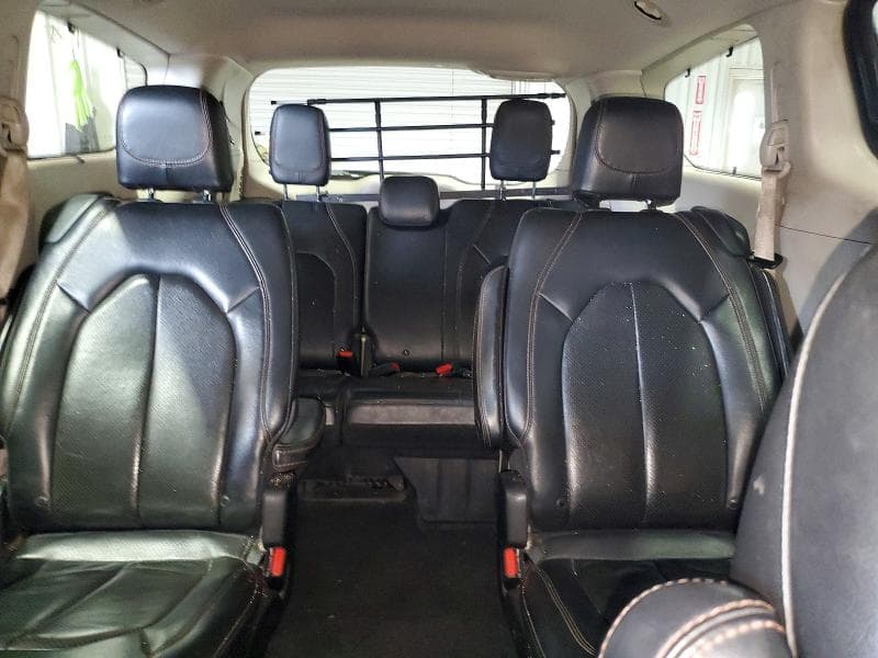 2020 CHRYSLER PACIFICA TOURING L 10