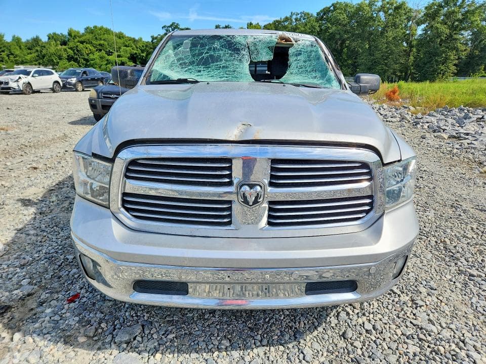 2018 RAM 1500 SLT 5
