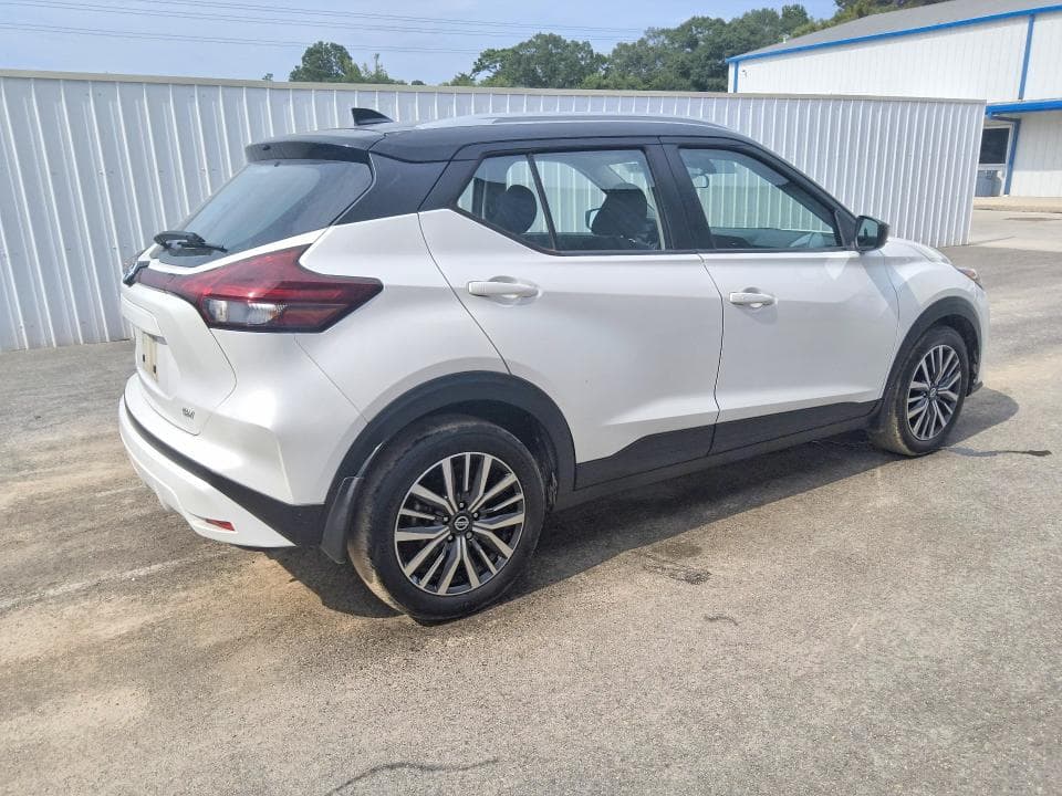2021 NISSAN KICKS SV 3