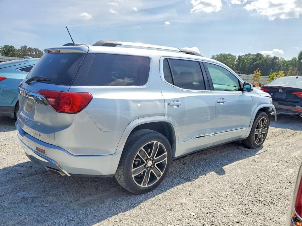2017 GMC ACADIA DENALI 3