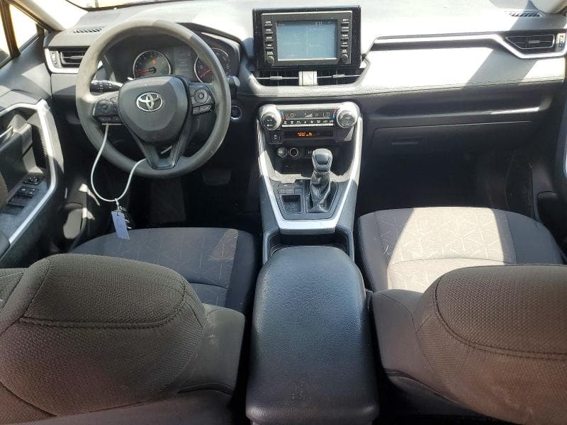 2019 TOYOTA RAV4 XLE 8