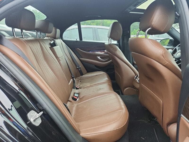 2017 MERCEDES-BENZ E 300 4MATIC 10