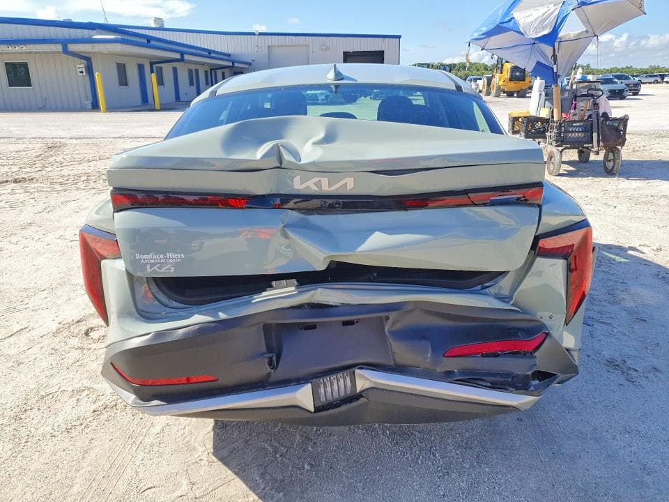 2026 KIA K4 LXS 6