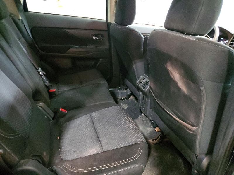 2019 MITSUBISHI OUTLANDER SE 11